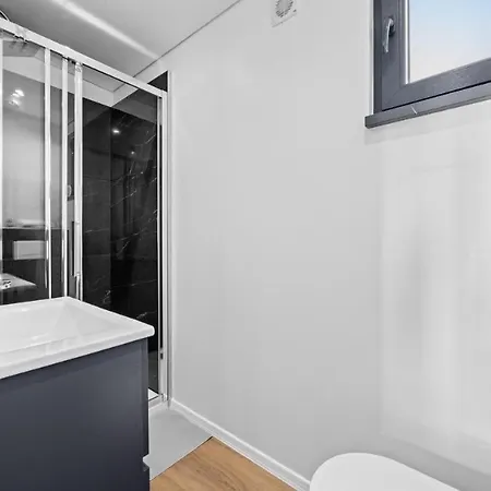 Kasthouse Yellow By Vellaris, Luxury Mobile Mali Losinj