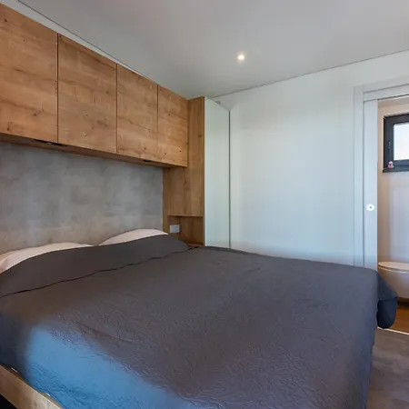 Guest house Kasthouse Yellow By Vellaris, Luxury Mobile *