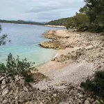 Pensionat Kasthouse Yellow By Vellaris, Luxury Mobile Mali Lošinj