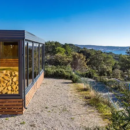 Kasthouse Yellow By Vellaris, Luxury Mobile * Mali Lošinj