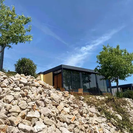 Gæstehus Kasthouse Yellow By Vellaris, Luxury Mobile