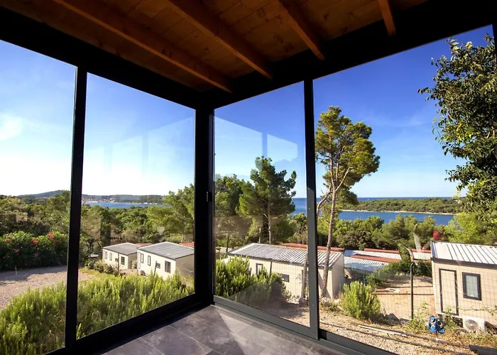 Gasthuis Kasthouse Yellow By Vellaris, Luxury Mobile